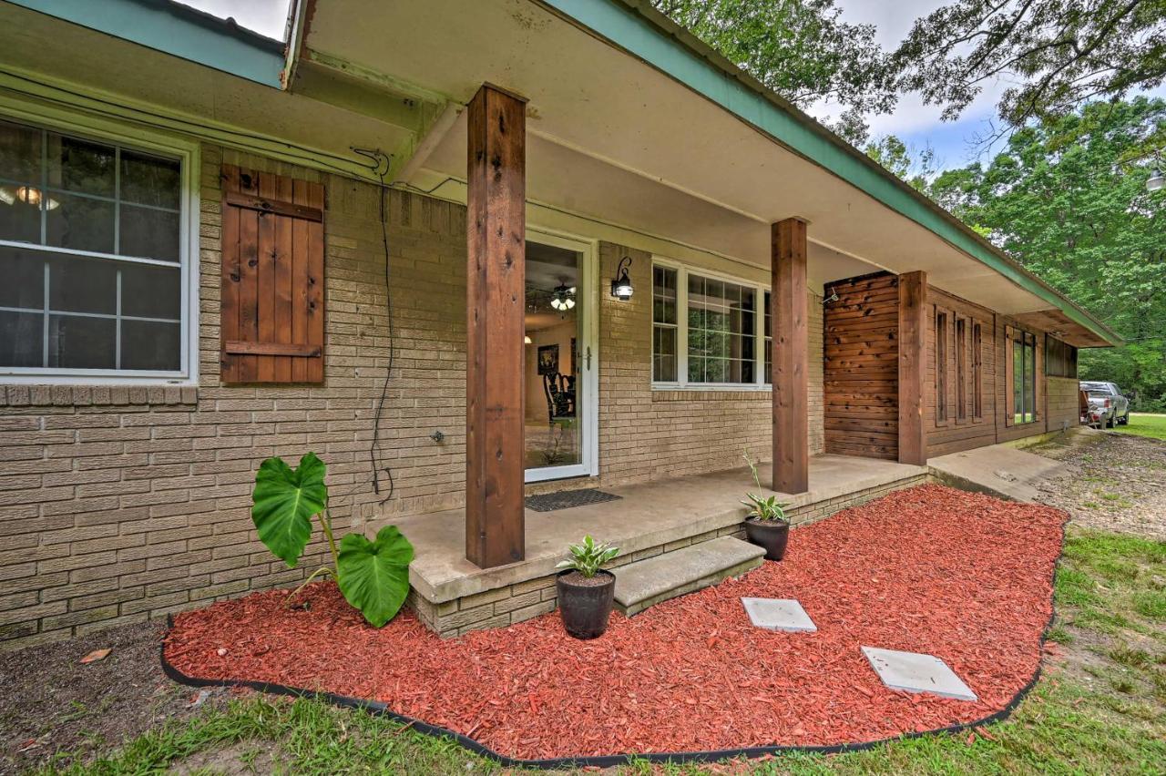 Quiet Abode With Gas Grill About 5 Miles To Broken Bow! Vila Exterior foto