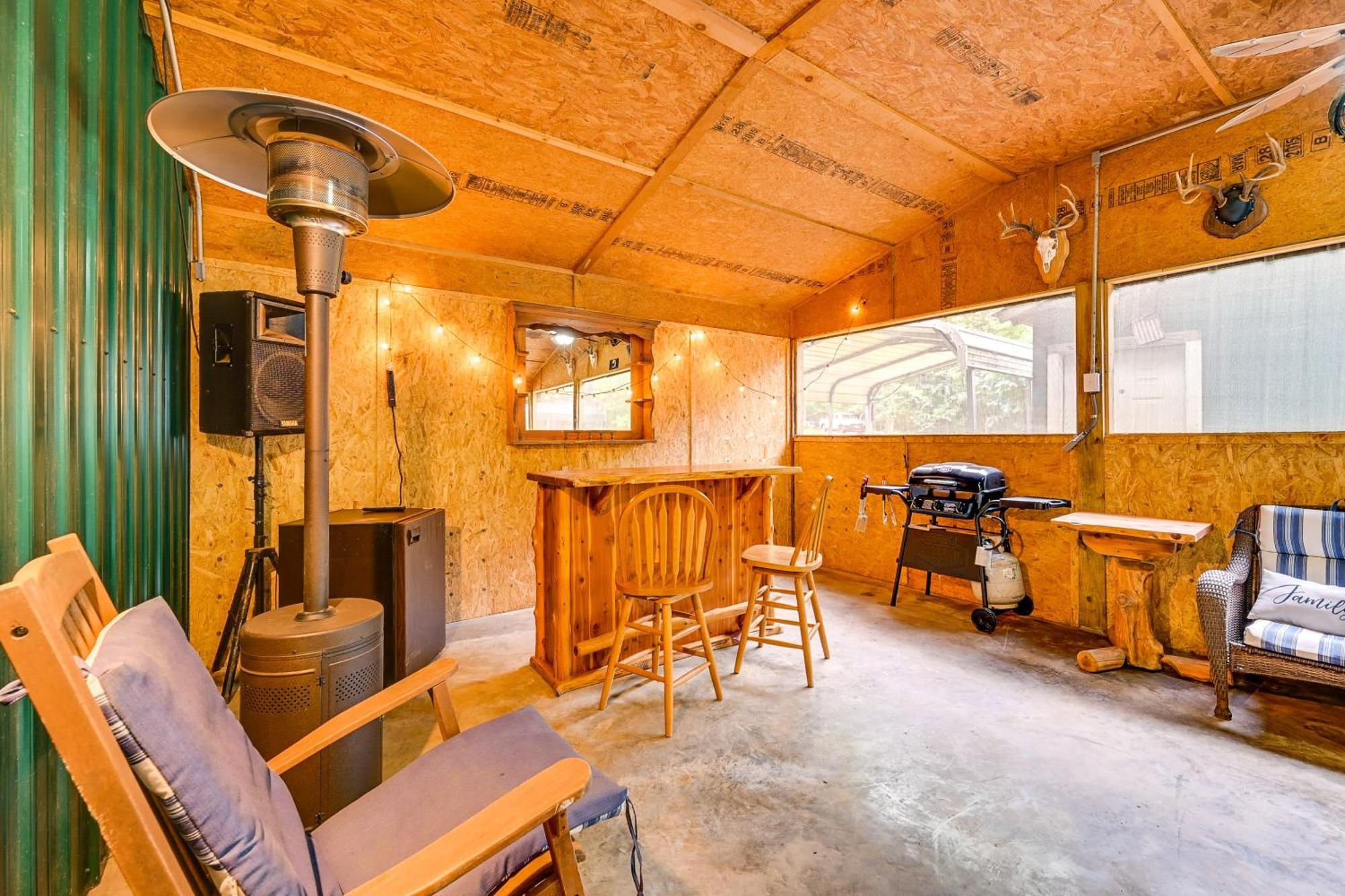 Quiet Abode With Gas Grill About 5 Miles To Broken Bow! Vila Exterior foto