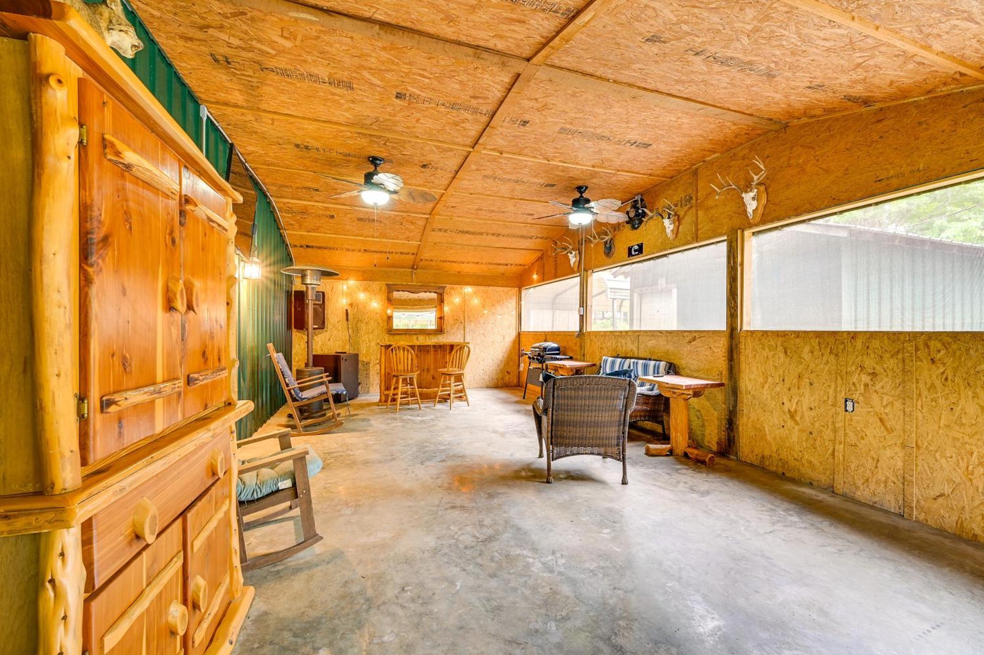 Quiet Abode With Gas Grill About 5 Miles To Broken Bow! Vila Exterior foto