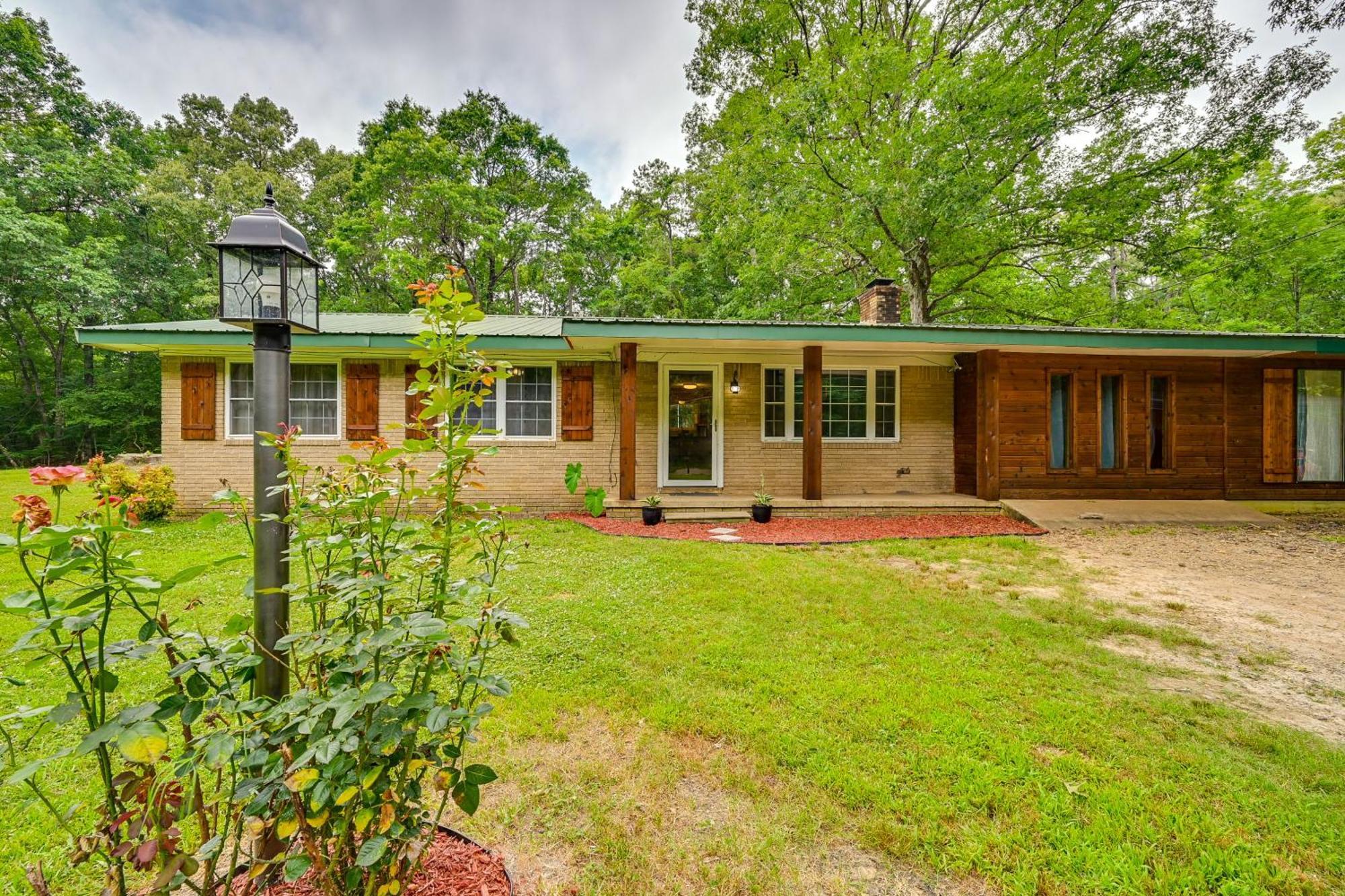 Quiet Abode With Gas Grill About 5 Miles To Broken Bow! Vila Exterior foto