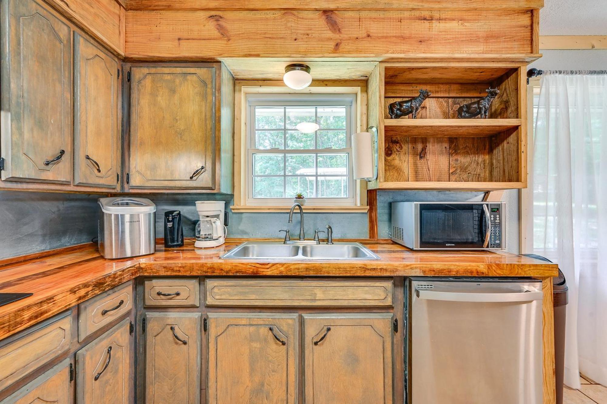 Quiet Abode With Gas Grill About 5 Miles To Broken Bow! Vila Exterior foto